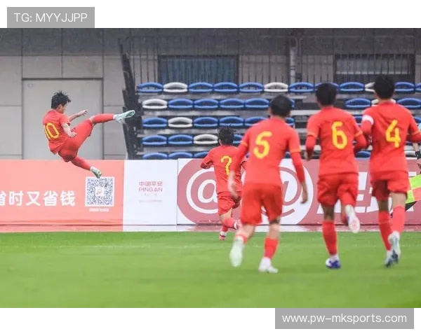 国际帆船锦标赛中国队在终盘靠团队协作取胜 国际帆船锦标赛中国队在终盘靠团队协作取胜